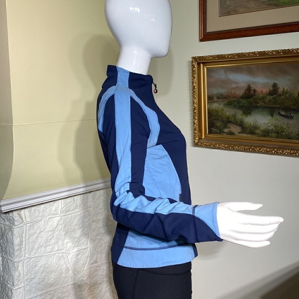 Lululemon Zip Up Jacket - Picture 5 of 15